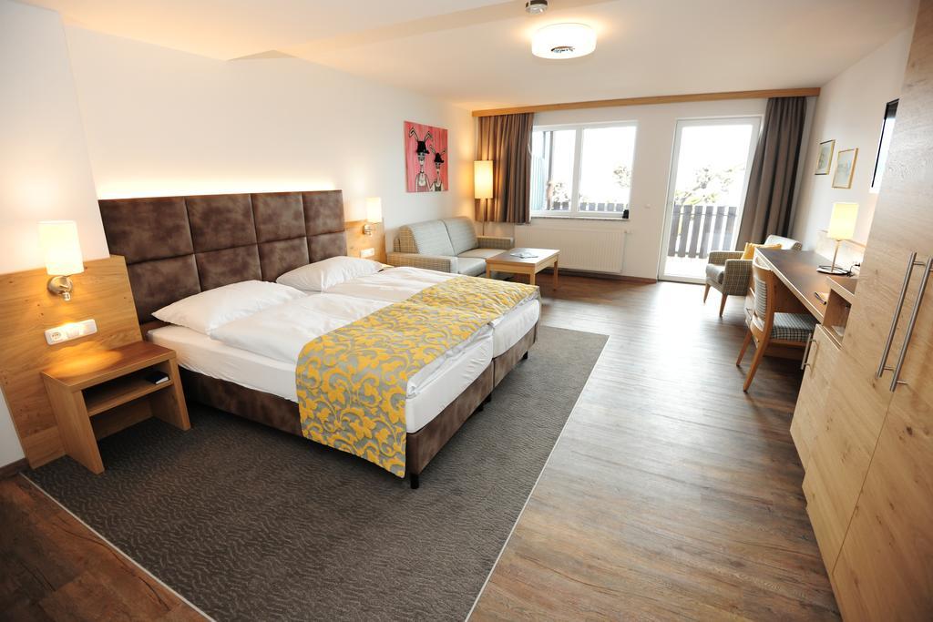 Seegasthof Hois'N Wirt - Hotel Mit Wellnessbereich Gmunden Room photo