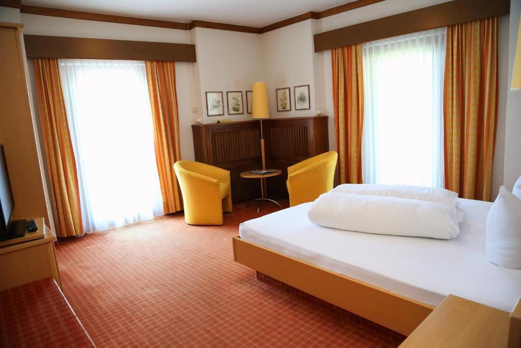 Seegasthof Hois'N Wirt - Hotel Mit Wellnessbereich Gmunden Exterior photo