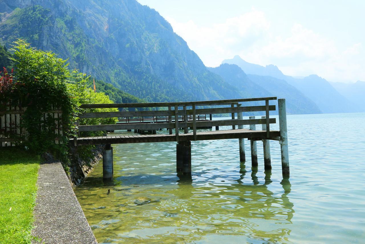 Seegasthof Hois'N Wirt - Hotel Mit Wellnessbereich Gmunden Exterior photo